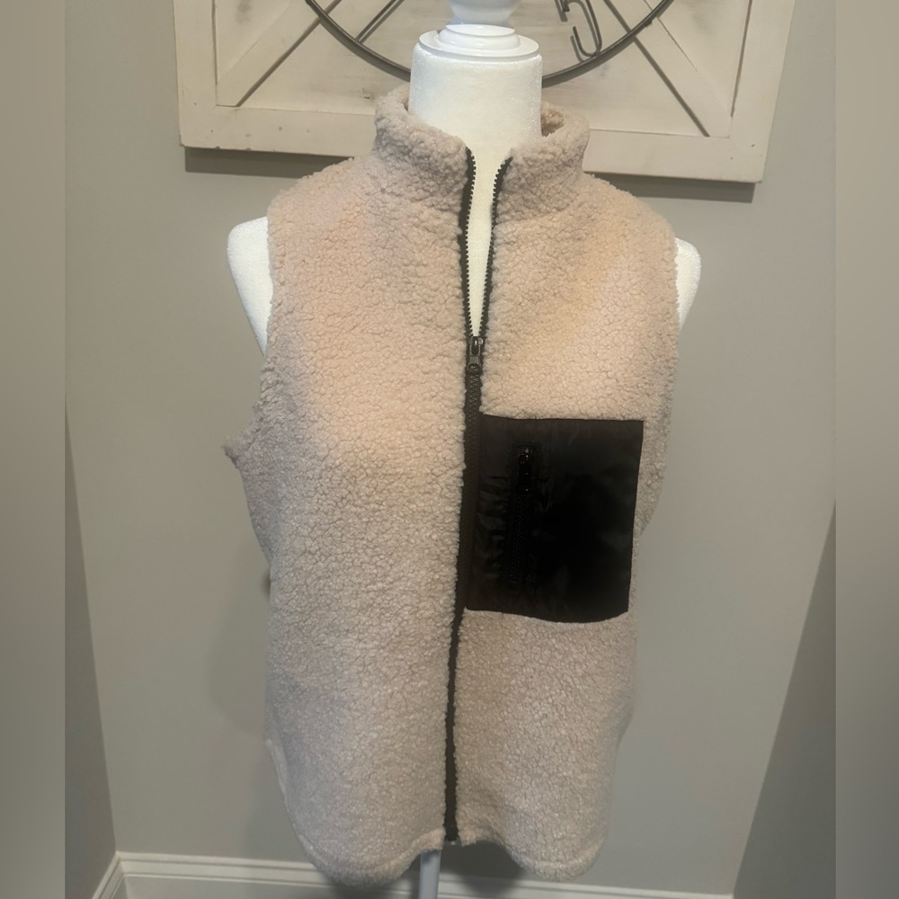 Pink Lily Boutique Beige Sherpa Vest